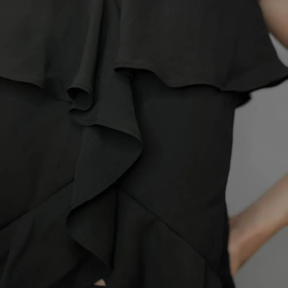 Express Ruffle Front V-Neck Cami - Picture 3 of 4